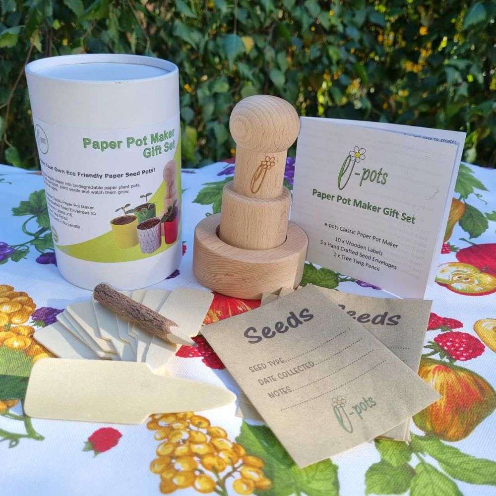 Plant pot maker gift set for gardeners makes seed pots
